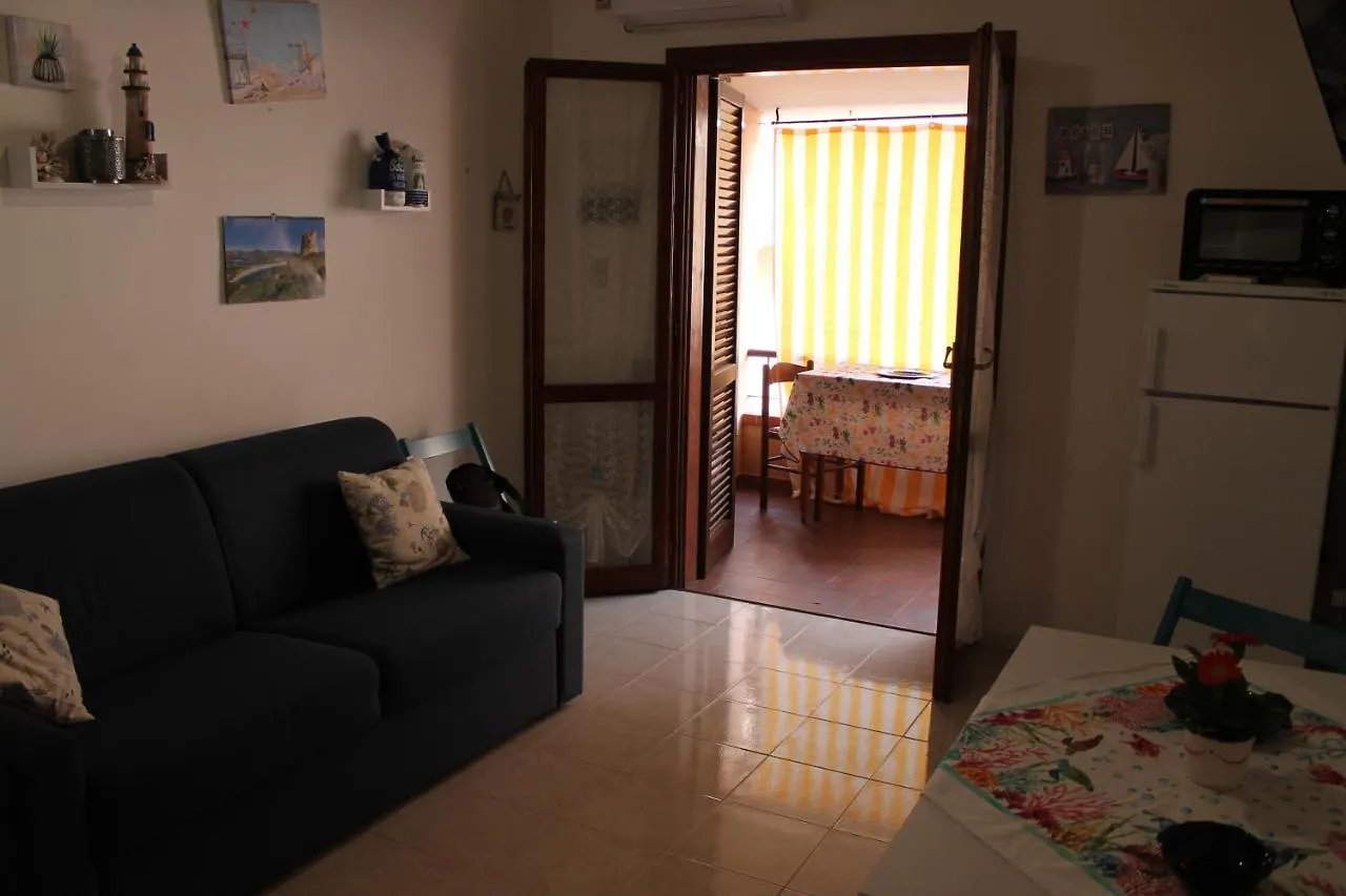 villetta a schiera vicino al centro Villasimius 0*,  Italia